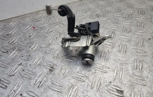 Audi A8 S8 D3 4E Tailgate exterior lock 4E0827573