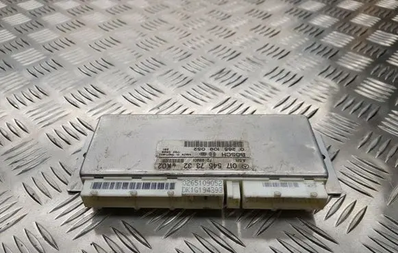 Mercedes-Benz E W210 ABS control unit/module 0175457332 K02