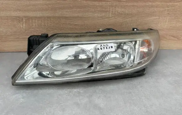 Renault Laguna II Headlight/headlamp 8200002846