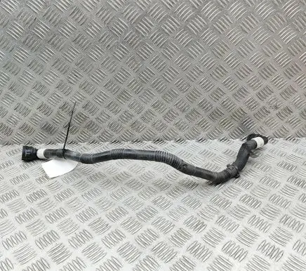 Tesla Model 3 Engine coolant pipe/hose 107758900E