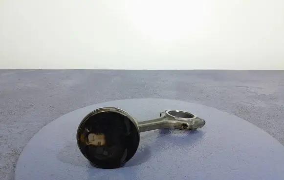 Piston