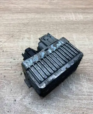 Opel Antara Glow plug pre-heat relay 55574293