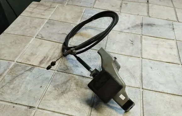 Subaru Outback Engine bonnet (hood) release handle