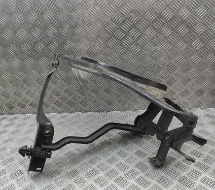 Mercedes-Benz E C207 W207 Headlight/headlamp mounting bracket A2076202000