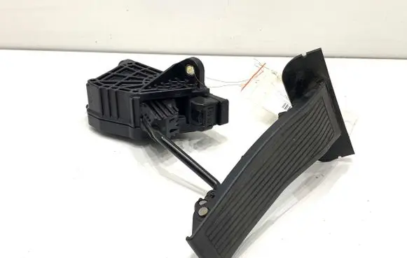 Honda Accord Accelerator throttle pedal 198800-7740