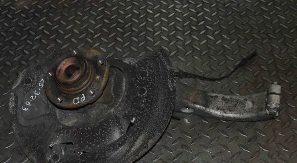 BMW X6 F16 Front wheel hub 6869870