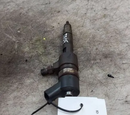 Opel Zafira B Fuel injector 0445110276