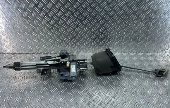 Steering wheel axle set