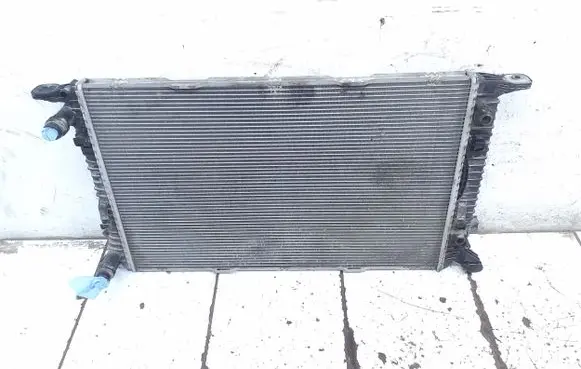 Audi A4 S4 B8 8K Coolant radiator 8K0121251K