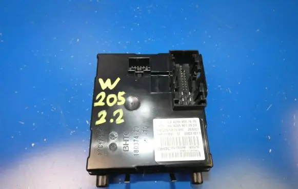 Mercedes-Benz C W205 Air conditioning/heating control unit A2059007615 5HB01089533 A2059012004