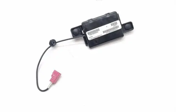 Chrysler Pacifica Antenna control unit P68186558AA 68186558AA