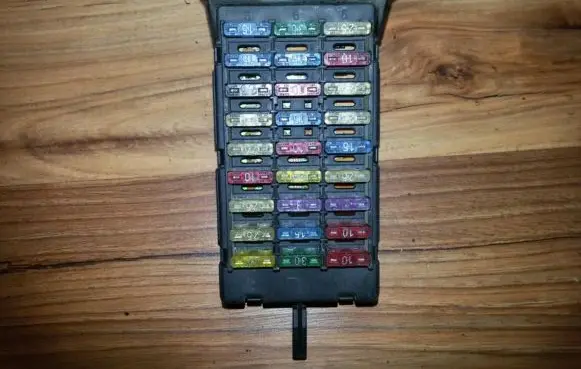 Jaguar XJ X40 Fuse box set