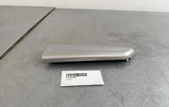 Audi Q2 - Front door handle cover 81a867586
