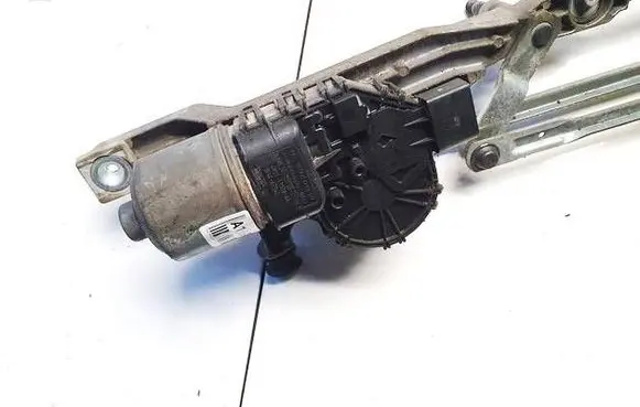 Ford Focus Wiper motor 0390241731