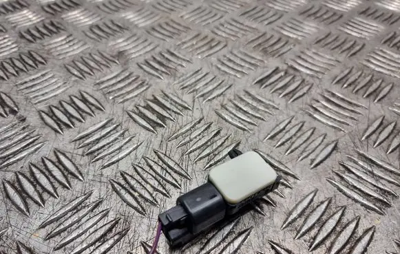 Volvo V70 Airbag deployment crash/impact sensor 31264395