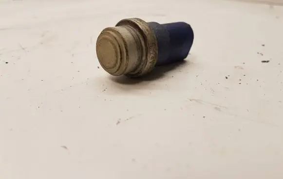 Audi A6 S6 C5 4B Coolant temperature sensor 8D0959481B