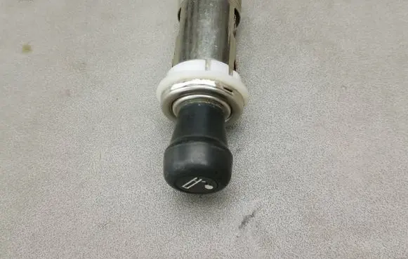 Subaru Impreza II Cigarette lighter 