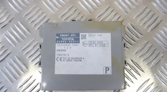 Lexus RX III Keyless (KESSY) go control unit/module 899900E011
