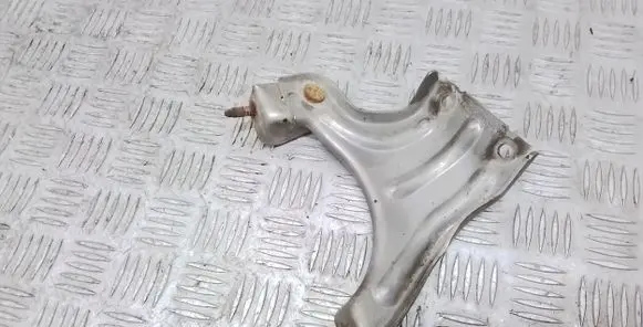 Volkswagen Jetta USA Muffler mount bracket/holder 5Q0253461Q