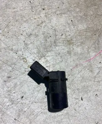 Audi A4 S4 B6 8E 8H Parking PDC sensor 4B0919275B PA66GF30