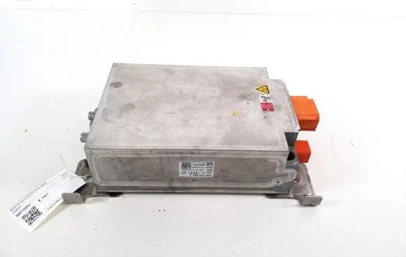 Audi e-tron Voltage converter inverter 5QE915684J