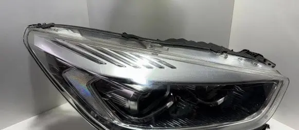 Ford Kuga II Headlight/headlamp GV4113D154AG
