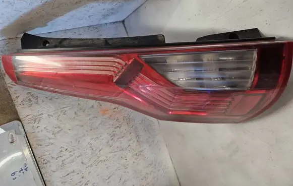 Rear/tail lights