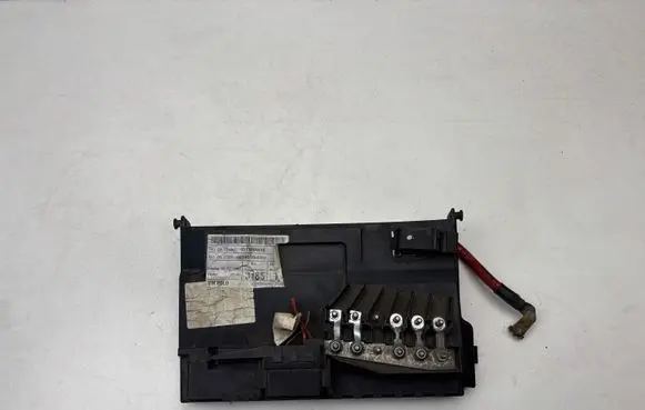 Volkswagen Polo Fuse module 6Q0937550F 6Q0971228F