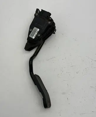 Volkswagen Multivan T4 Accelerator throttle pedal 7D1721603B