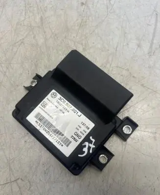 Volkswagen Golf V Hand brake control module 3C0907801J 16887301AD 16887301A