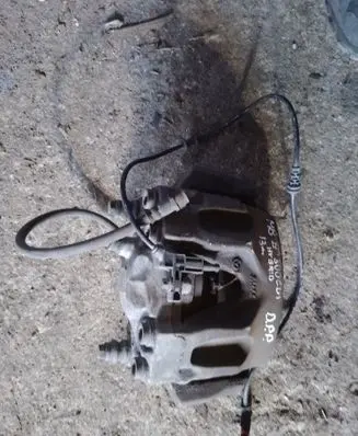 Mercedes-Benz E W212 Front brake caliper
