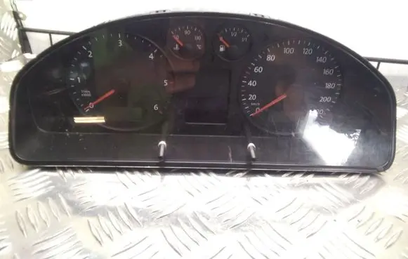 Volkswagen Transporter - Caravelle T5 Speedometer (instrument cluster) 88311346 7H0920861EX 861EX