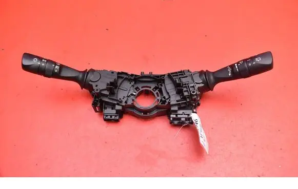 Toyota Auris E180 Other switches/knobs/shifts 17F850
