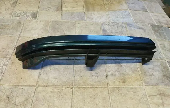 Under headlight/headlamp trim