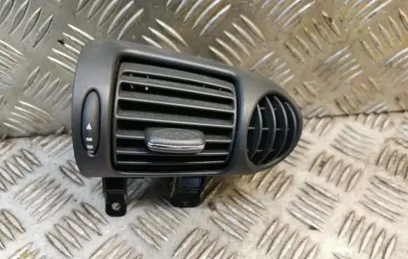 Mercedes-Benz C W203 Dashboard air vent grill cover trim 2038300654 A2038300654