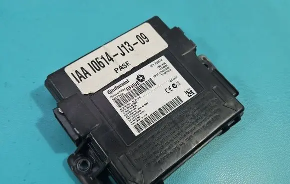 Jeep Grand Cherokee Central body control module 327423087A IMPRK1512133