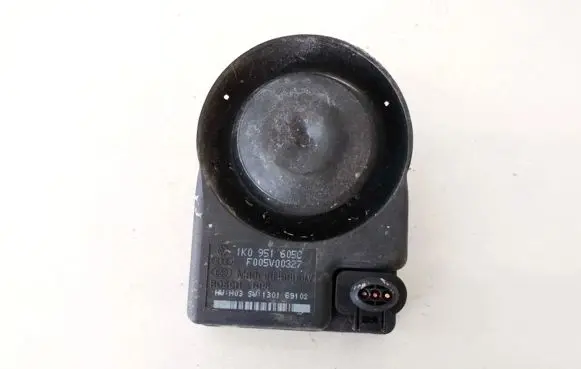 Volkswagen PASSAT B6 Alarm system siren 1k0951605c f005v00327