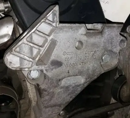 Volkswagen Golf VI Engine mounting bracket 06F199207Q