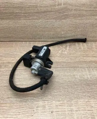 Audi A4 S4 B6 8E 8H Turbo solenoid valve 722903190