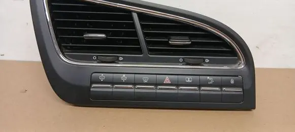 Peugeot 5008 A set of switches 10043549