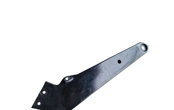 Volkswagen PASSAT B8 Radiator support slam panel bracket 