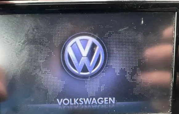 Volkswagen e-Up Radio/CD/DVD/GPS head unit 1S0035936A 1S0035262G 10R046953