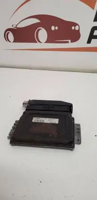 Renault Scenic I Engine control unit/module ECU 8200047476 S110030228 7700110471