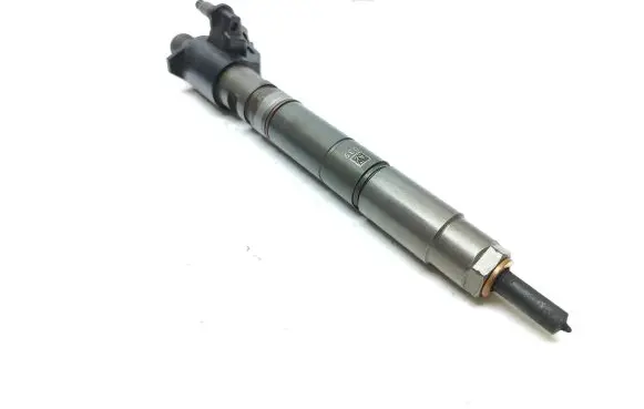 Volvo V40 Fuel injector 31303238 B445141 S6RTGGZBUD