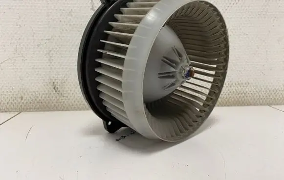 Mitsubishi Grandis Heater fan/blower 1940001610 194000