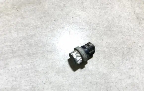 Mercedes-Benz A W168 Coolant temperature sensor a0075457024
