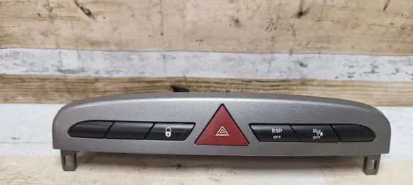 Hazard light switch