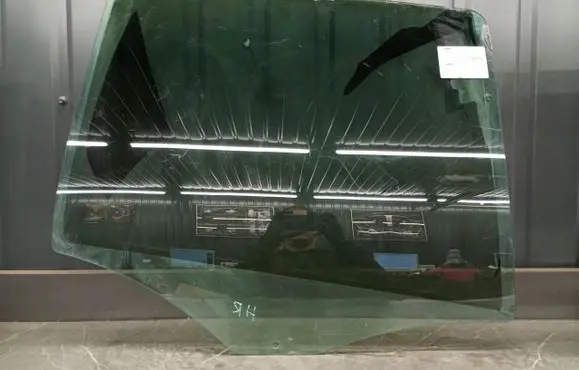 Fiat Doblo Rear side window