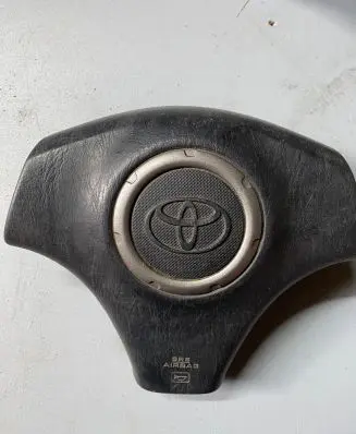 Toyota RAV 4 (XA20) Steering wheel airbag 8419802