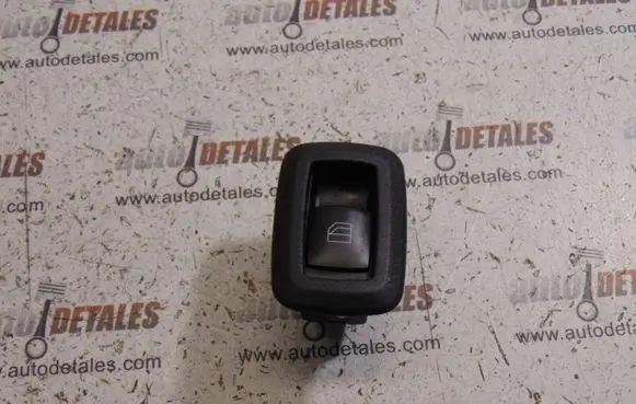 Mercedes-Benz B W245 Electric window control switch A2518200510